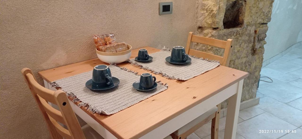 Cozy Suite Centro Cagliari Bagian luar foto